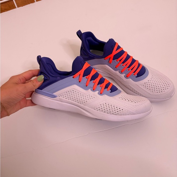 APL Shoes - APL BRAND NEW WOMEN’S TECHLOOM TRACET SNEAKERS - purple/white/orange